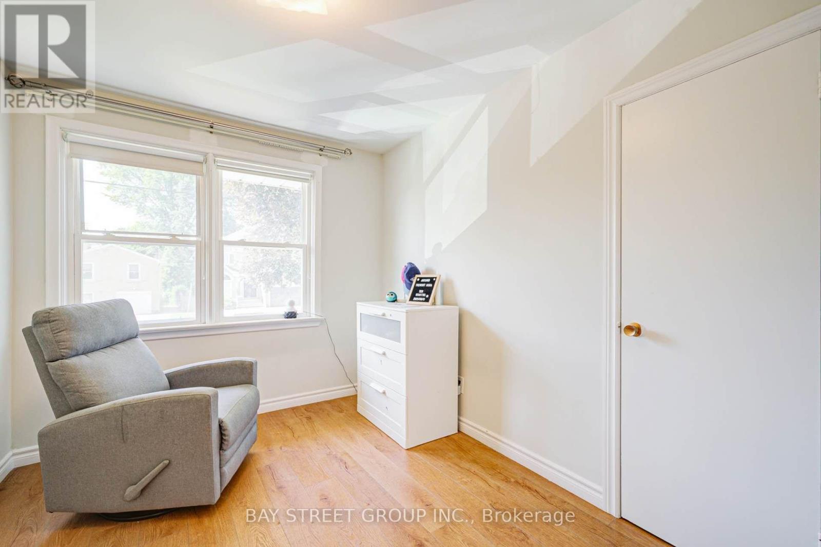 125 Connaught Avenue, Toronto (newtonbrook West), Ontario