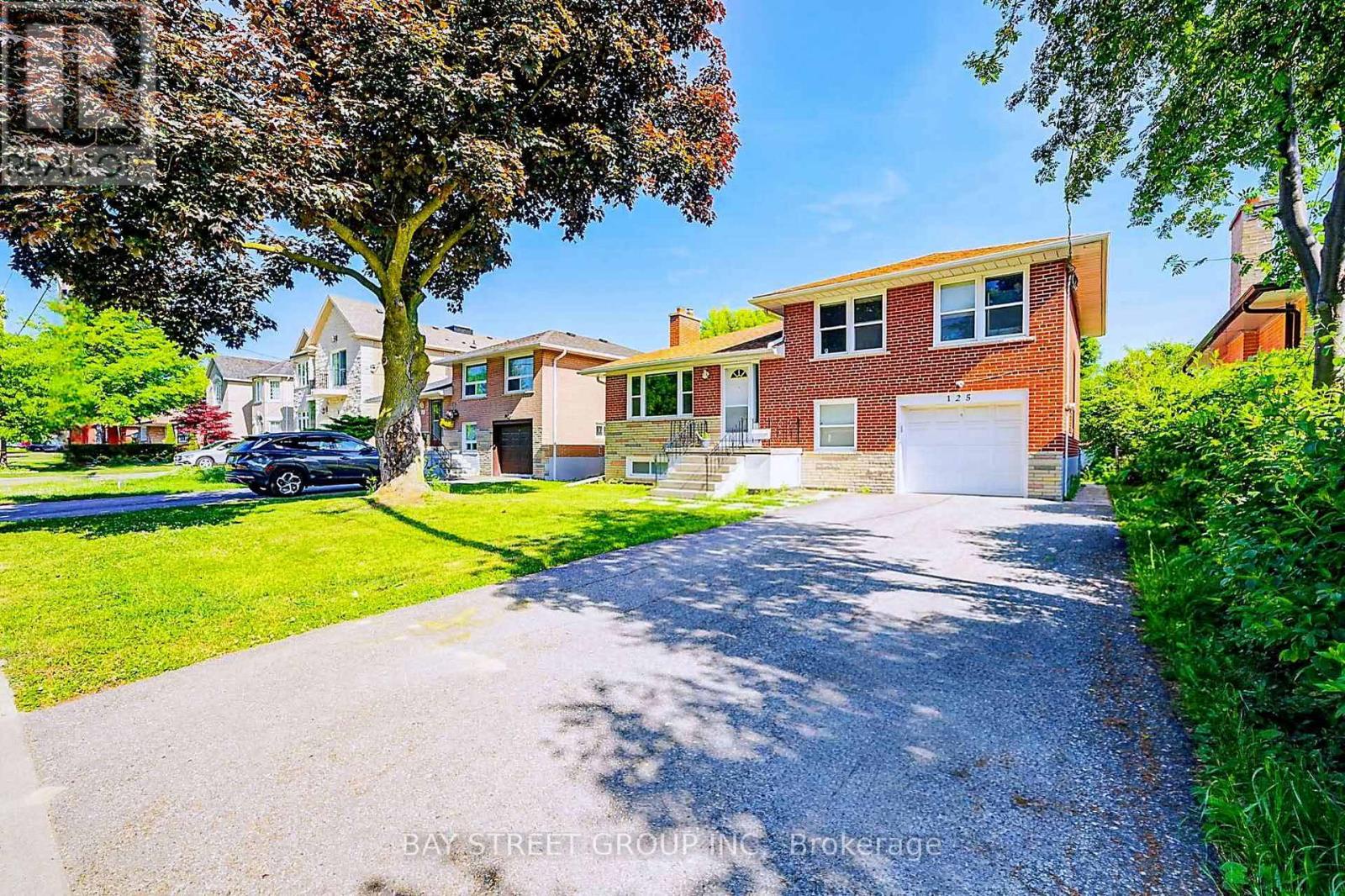 125 Connaught Avenue, Toronto (newtonbrook West), Ontario