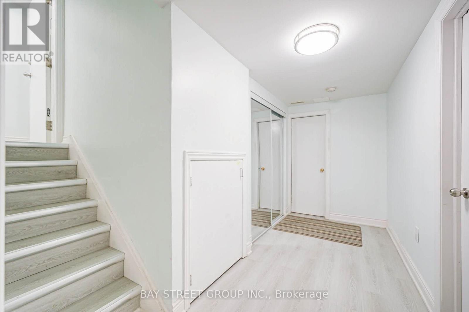 125 Connaught Avenue, Toronto (newtonbrook West), Ontario