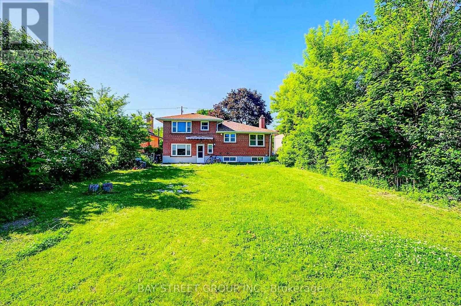 125 Connaught Avenue, Toronto (newtonbrook West), Ontario