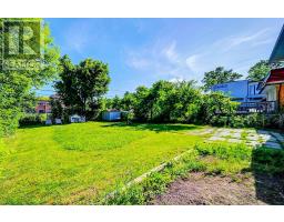 125 CONNAUGHT AVENUE