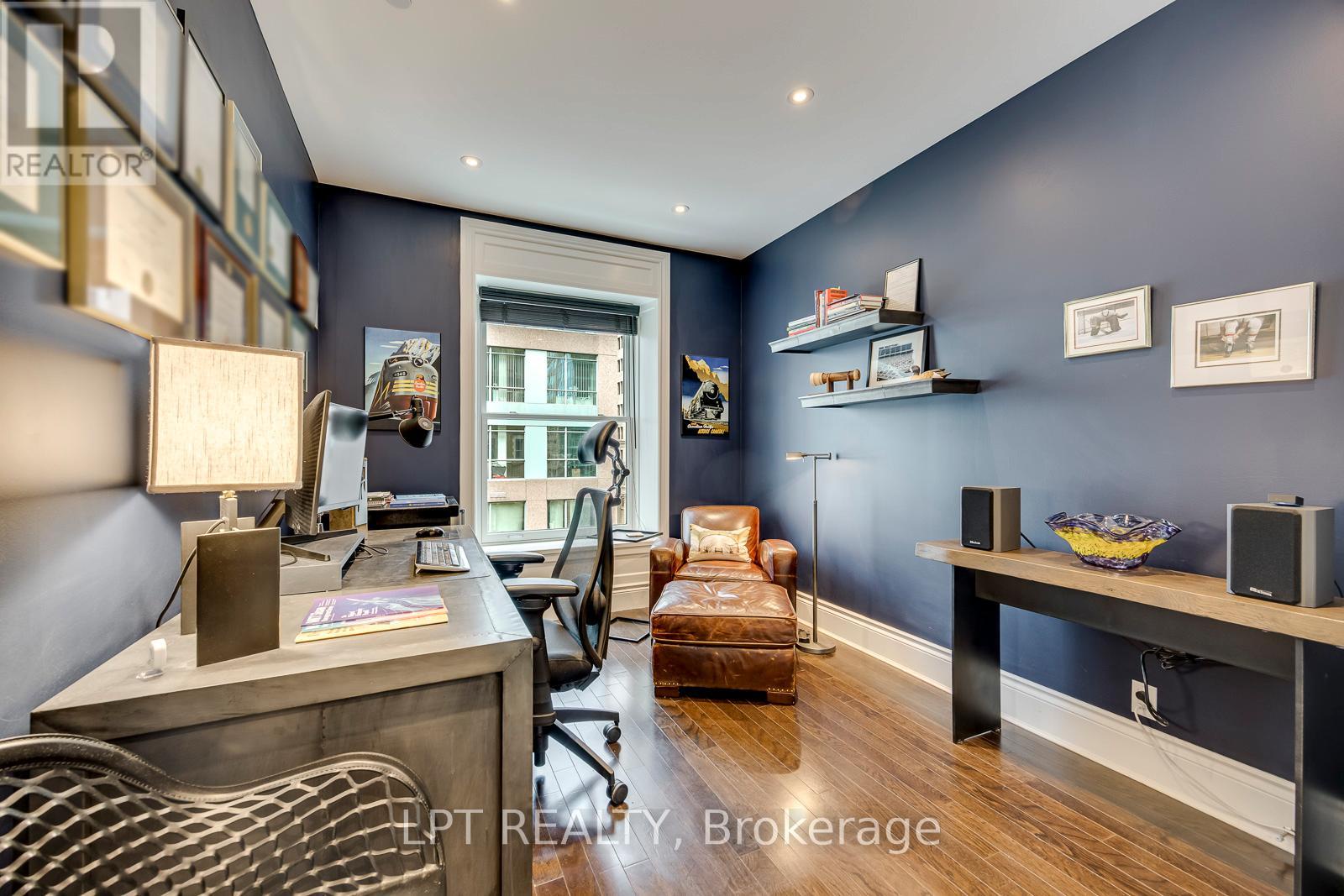 533 - 22 Leader Lane, Toronto (church-yonge Corridor), Ontario