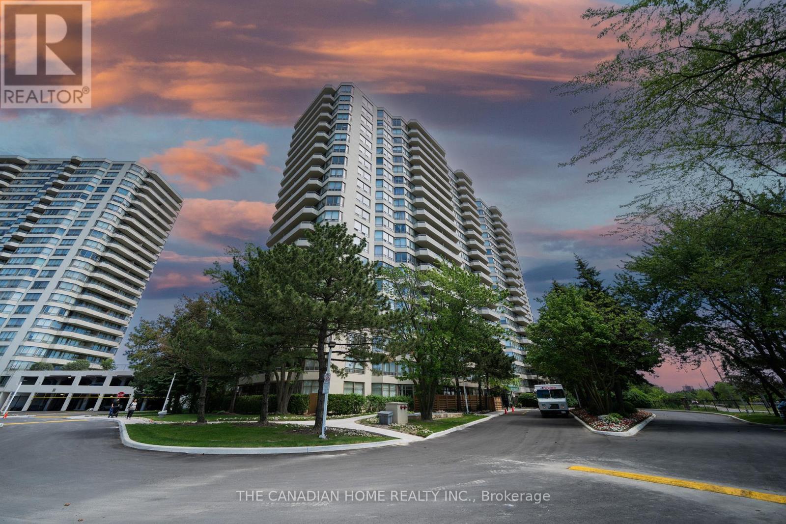 587 - 1 Greystone Walk Drive, Toronto (kennedy Park), Ontario