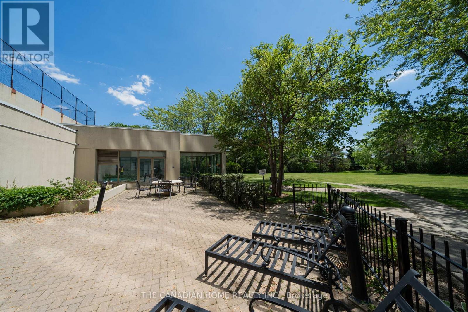 587 - 1 Greystone Walk Drive, Toronto (kennedy Park), Ontario