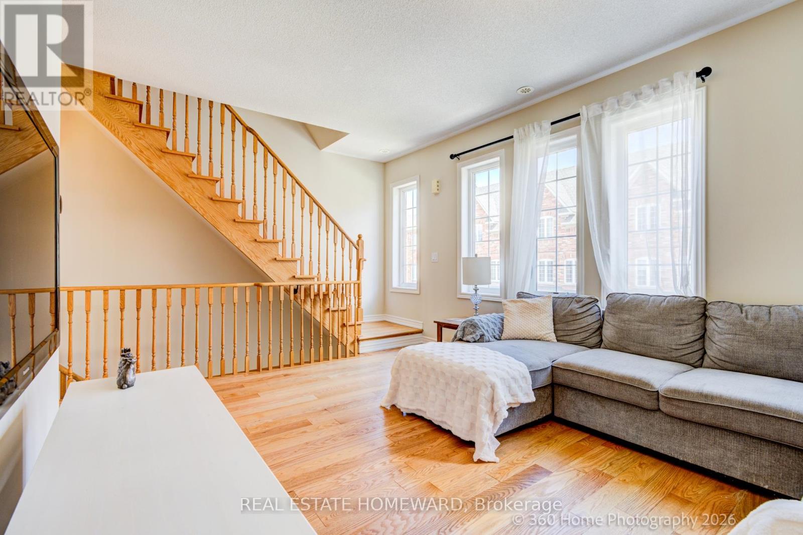 28 Carnahan Terrace, Toronto (east End-danforth), Ontario