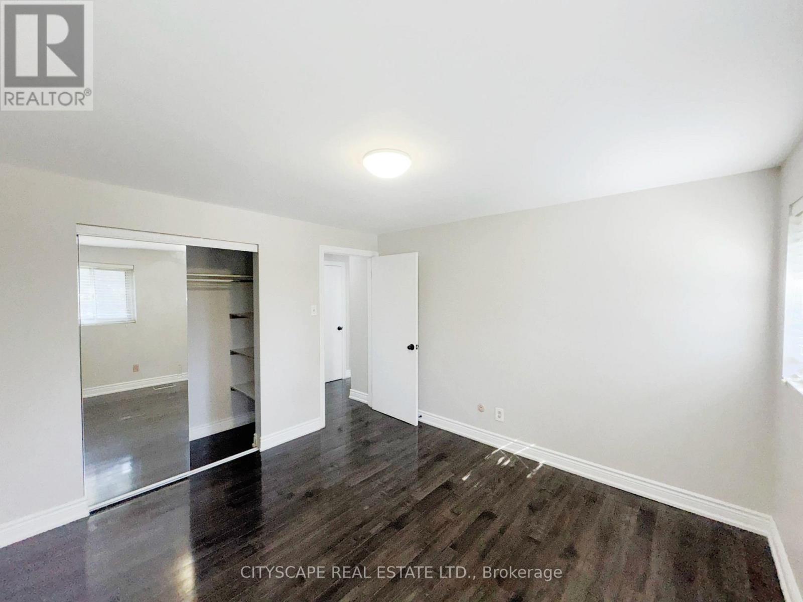 345 Silverstone Drive, Toronto (west Humber-clairville), Ontario