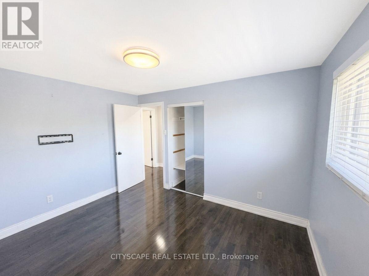 345 Silverstone Drive, Toronto (west Humber-clairville), Ontario