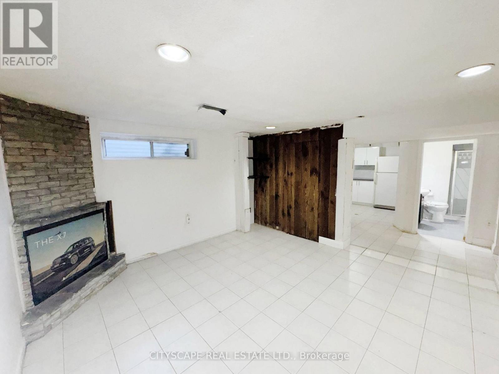 345 Silverstone Drive, Toronto (west Humber-clairville), Ontario