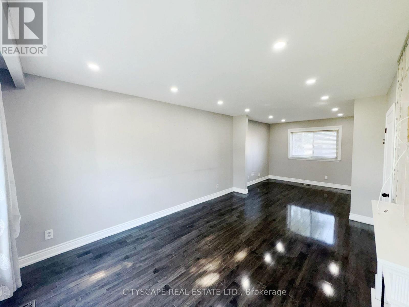 345 Silverstone Drive, Toronto (west Humber-clairville), Ontario