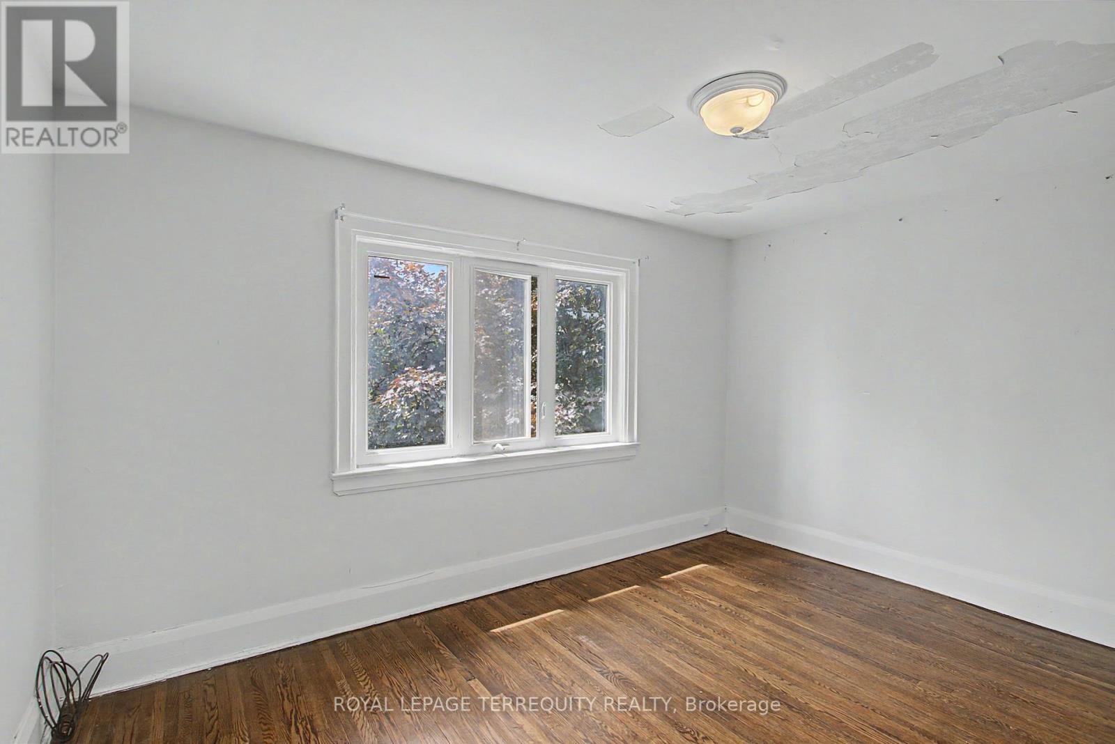 122 Ascot Avenue, Toronto (corso Italia-davenport), Ontario