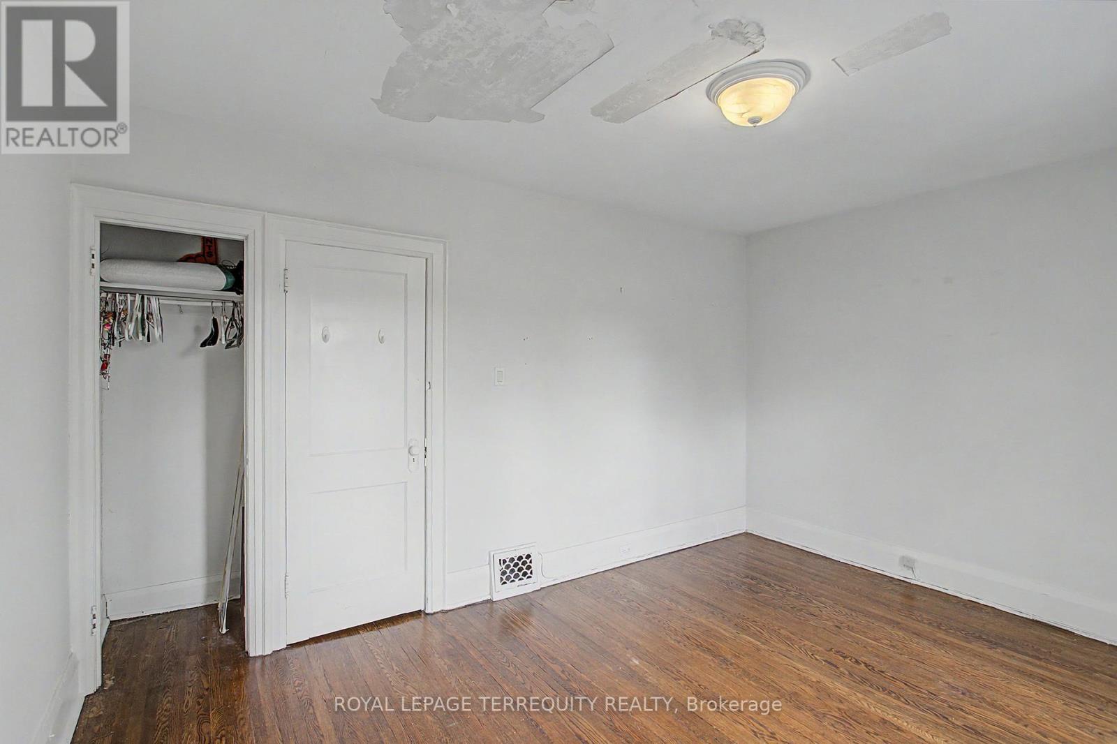 122 Ascot Avenue, Toronto (corso Italia-davenport), Ontario