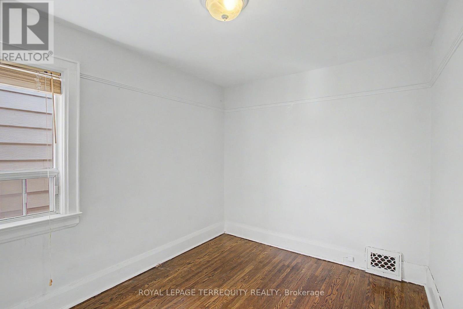 122 Ascot Avenue, Toronto (corso Italia-davenport), Ontario