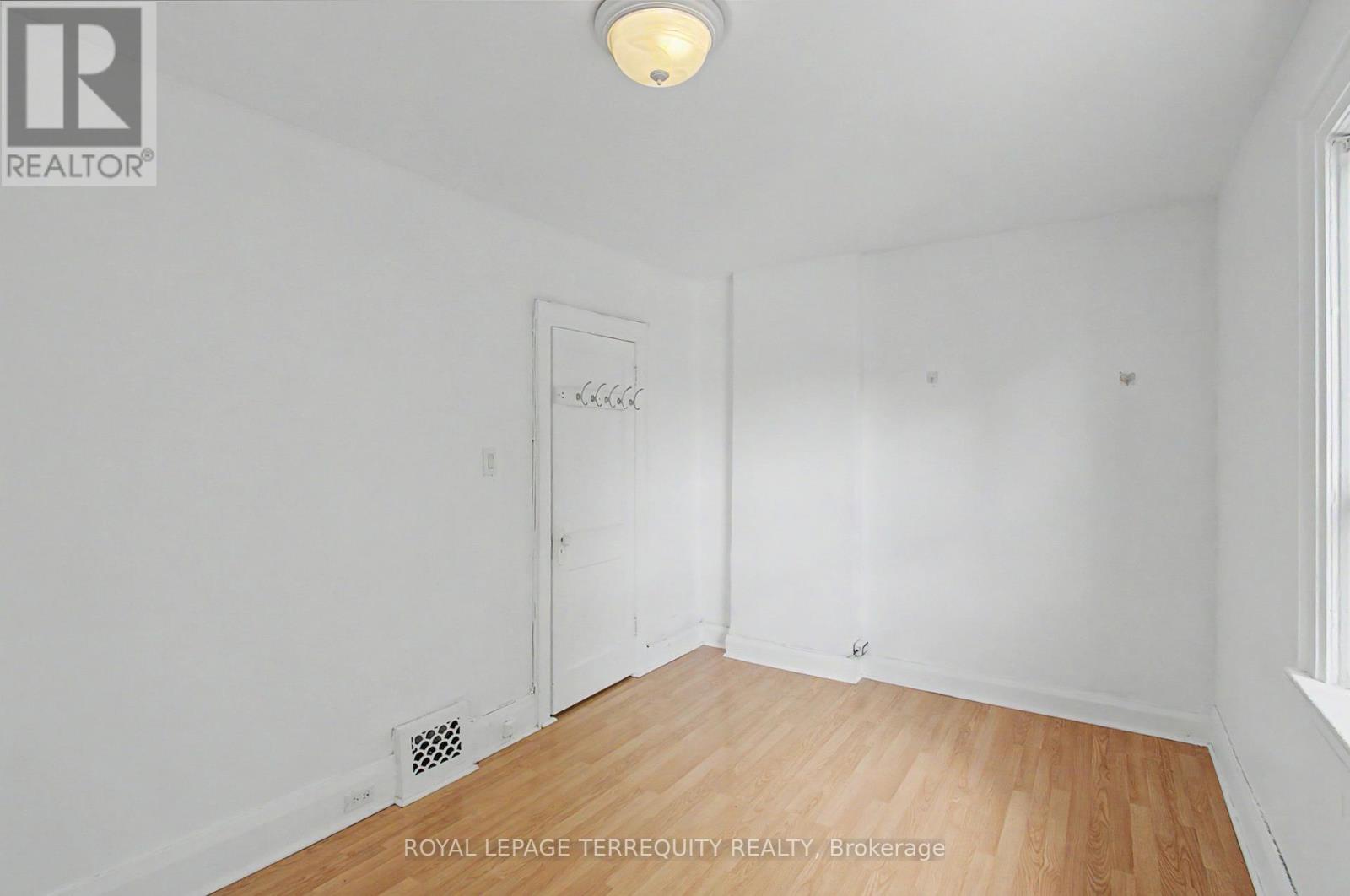 122 Ascot Avenue, Toronto (corso Italia-davenport), Ontario