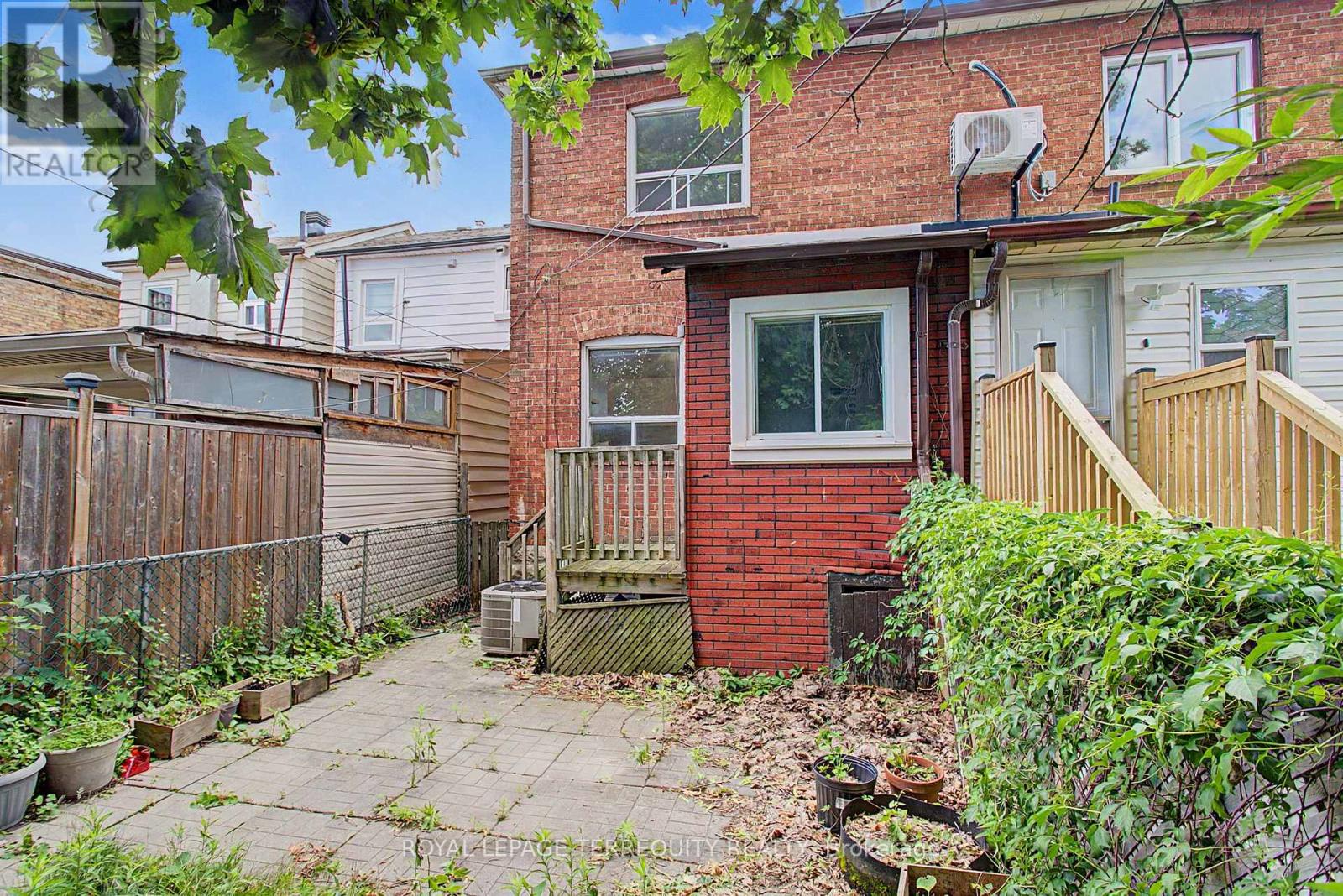 122 Ascot Avenue, Toronto (corso Italia-davenport), Ontario