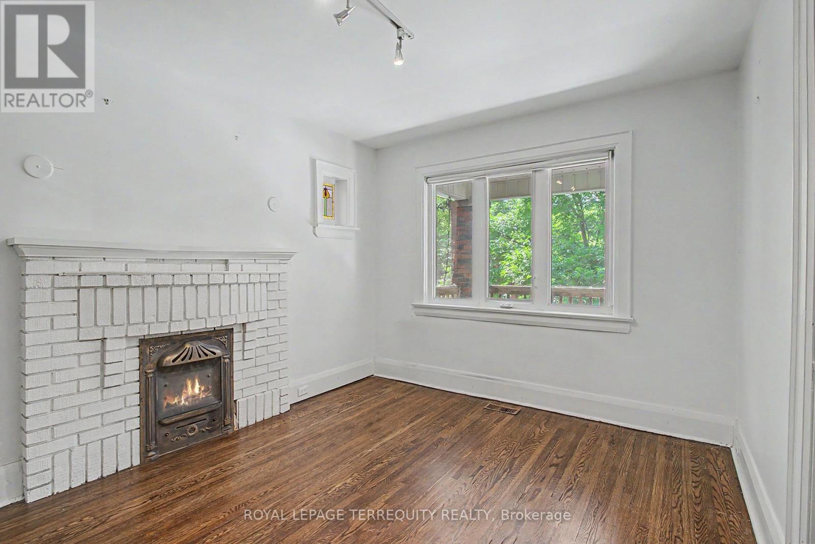 122 Ascot Avenue, Toronto (corso Italia-davenport), Ontario
