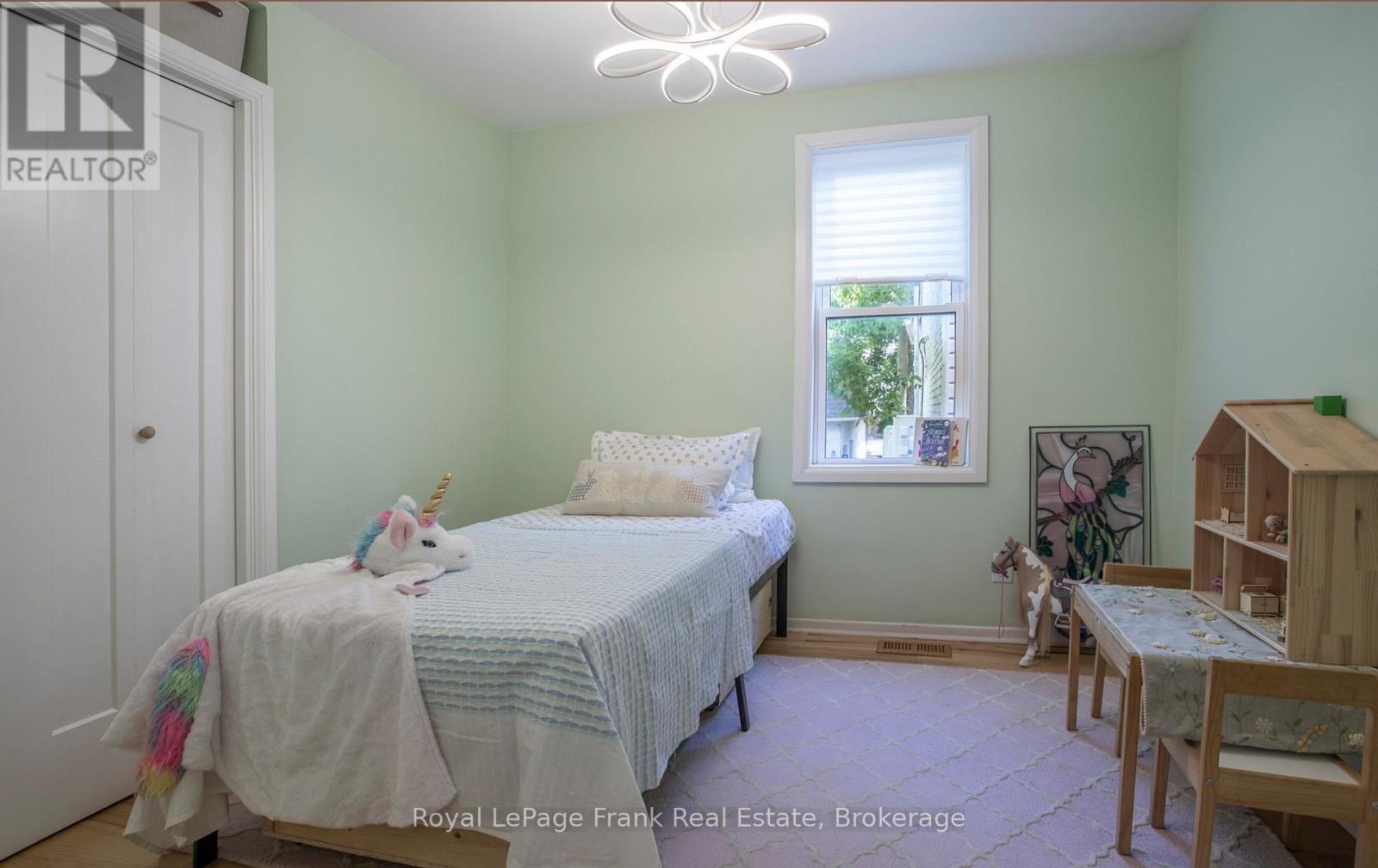 248 Benson Avenue, Toronto (wychwood), Ontario