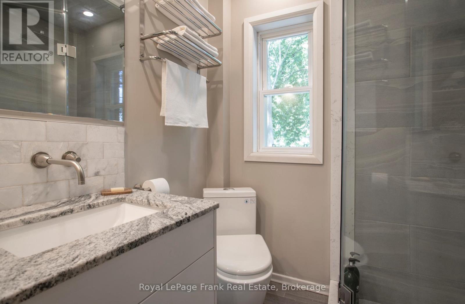 248 Benson Avenue, Toronto (wychwood), Ontario