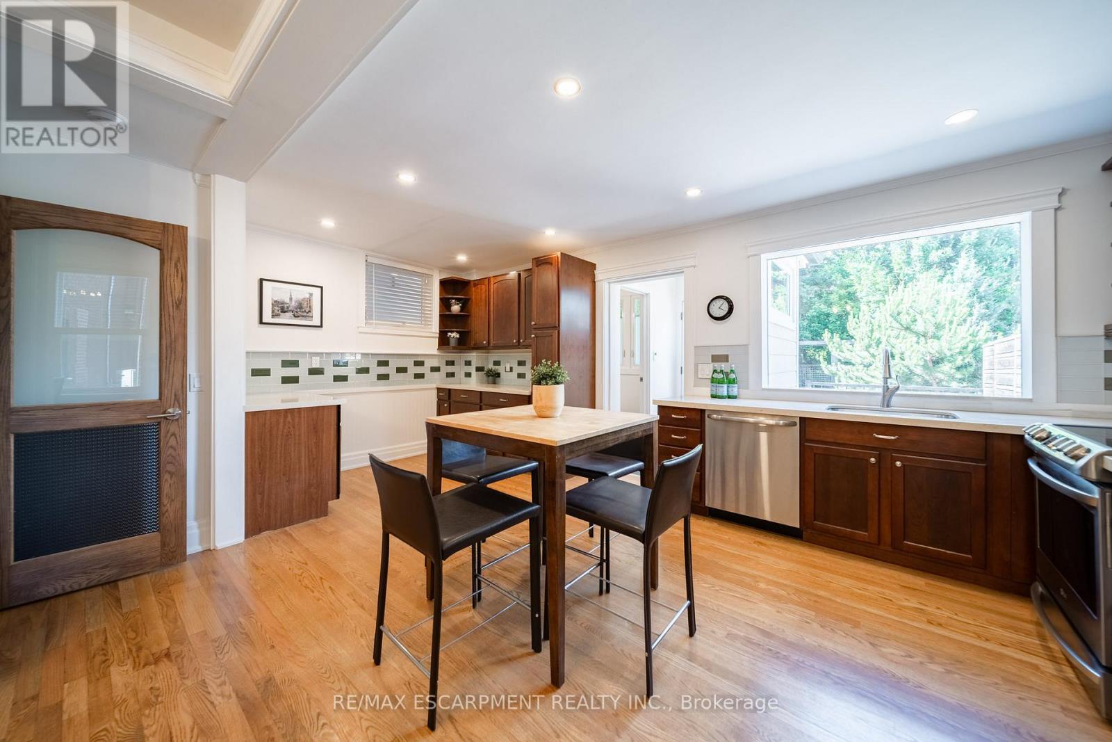 225 Oakmount Road, Toronto (high Park North), Ontario