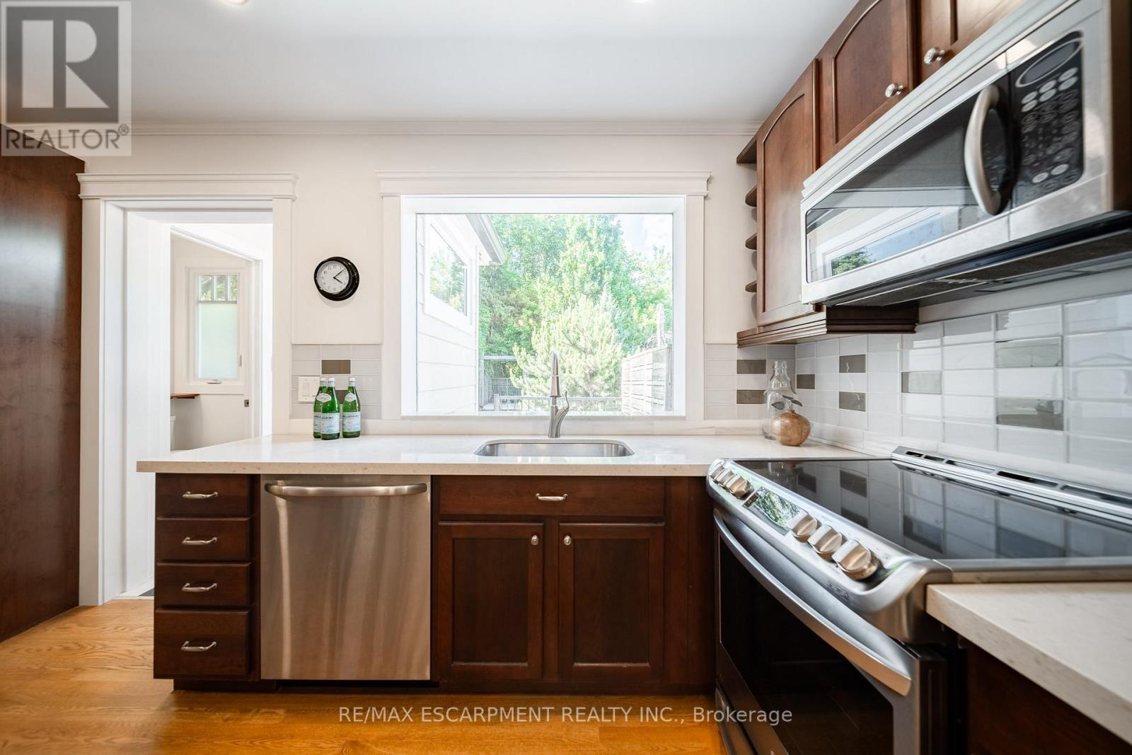 225 Oakmount Road, Toronto (high Park North), Ontario