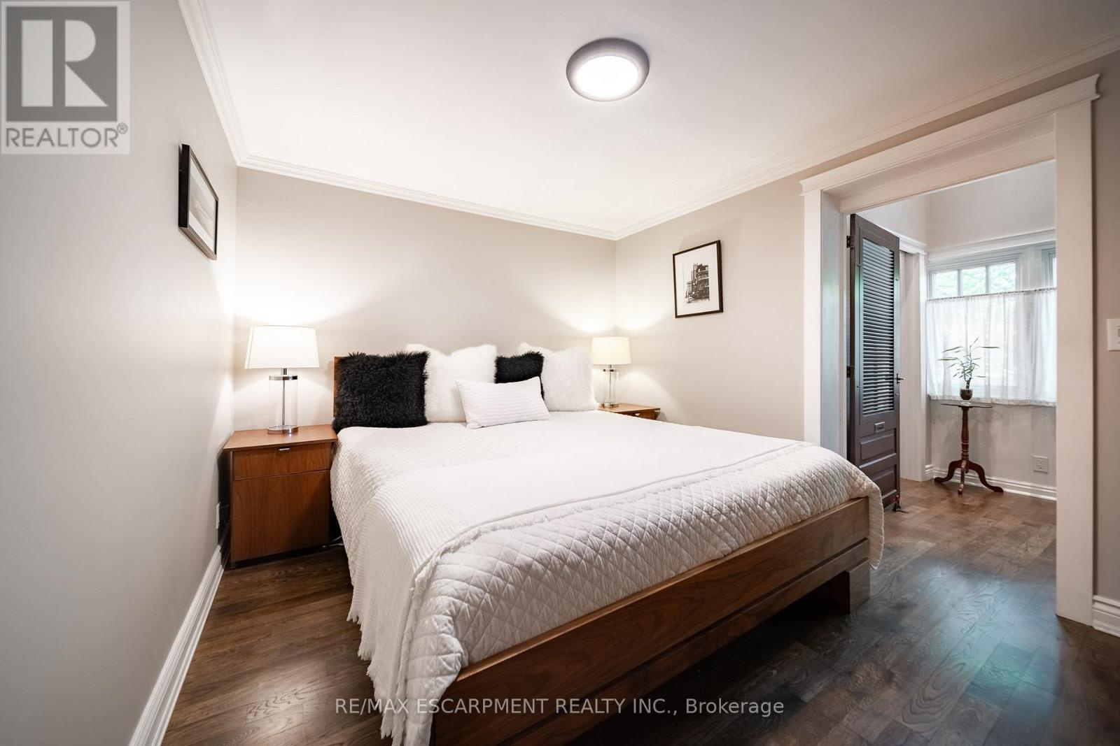 225 Oakmount Road, Toronto (high Park North), Ontario