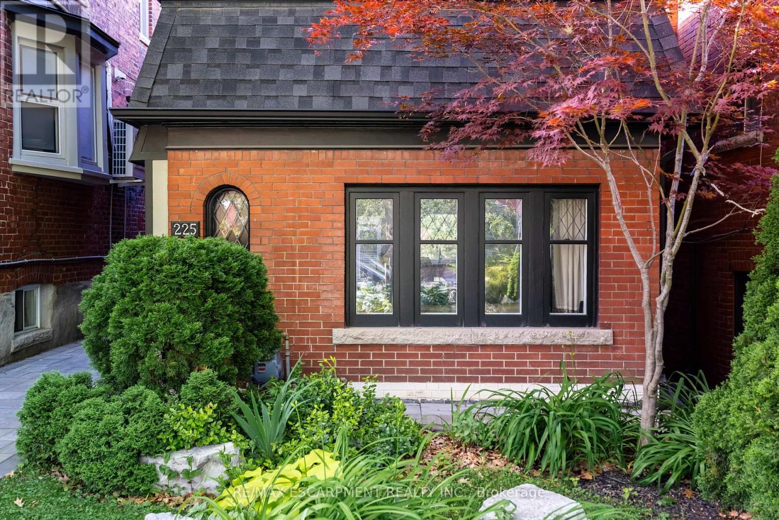 225 Oakmount Road, Toronto (high Park North), Ontario