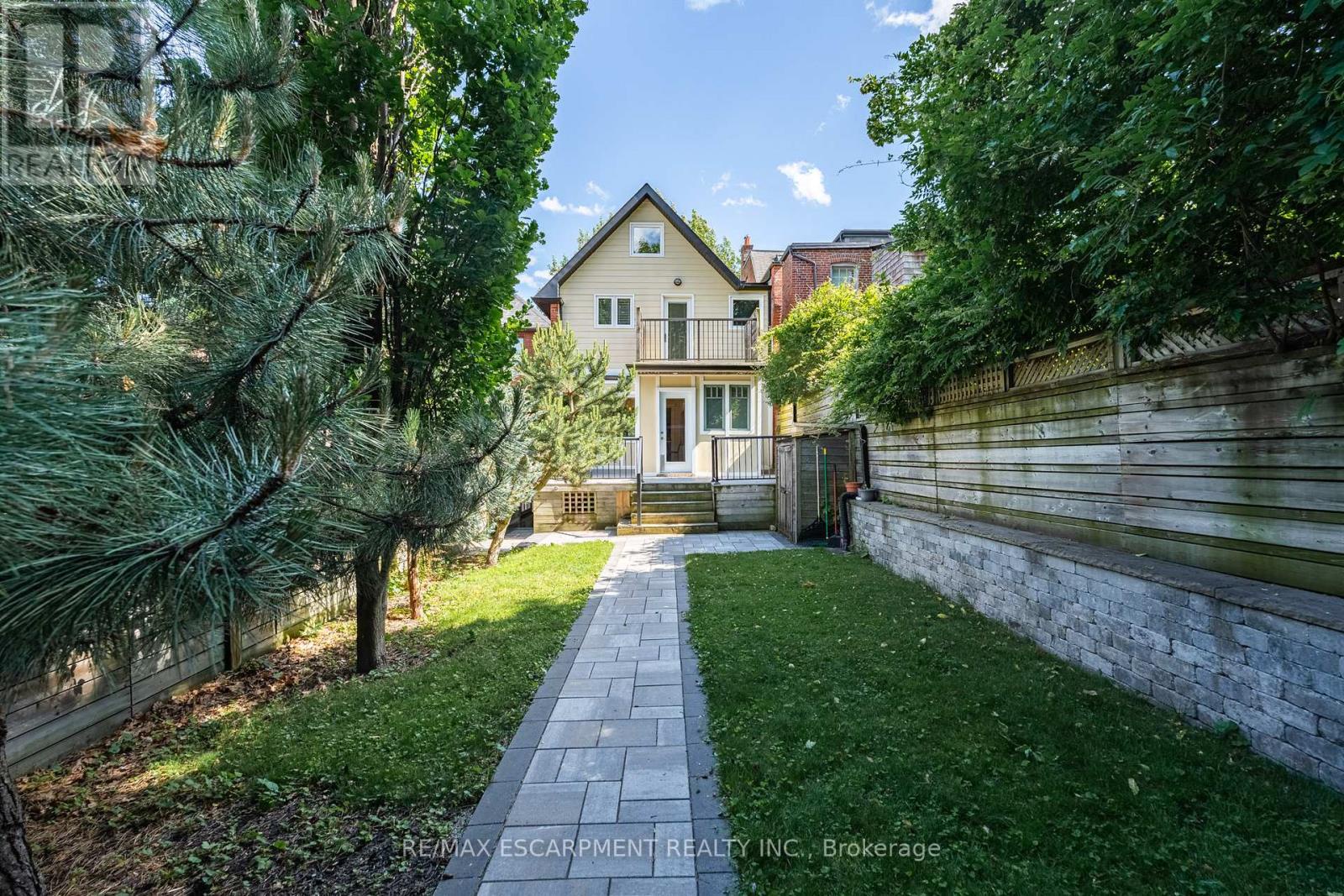 225 Oakmount Road, Toronto (high Park North), Ontario