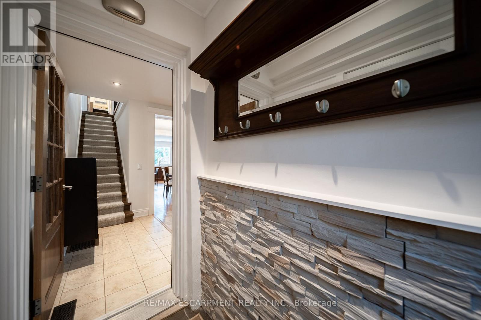 225 Oakmount Road, Toronto (high Park North), Ontario