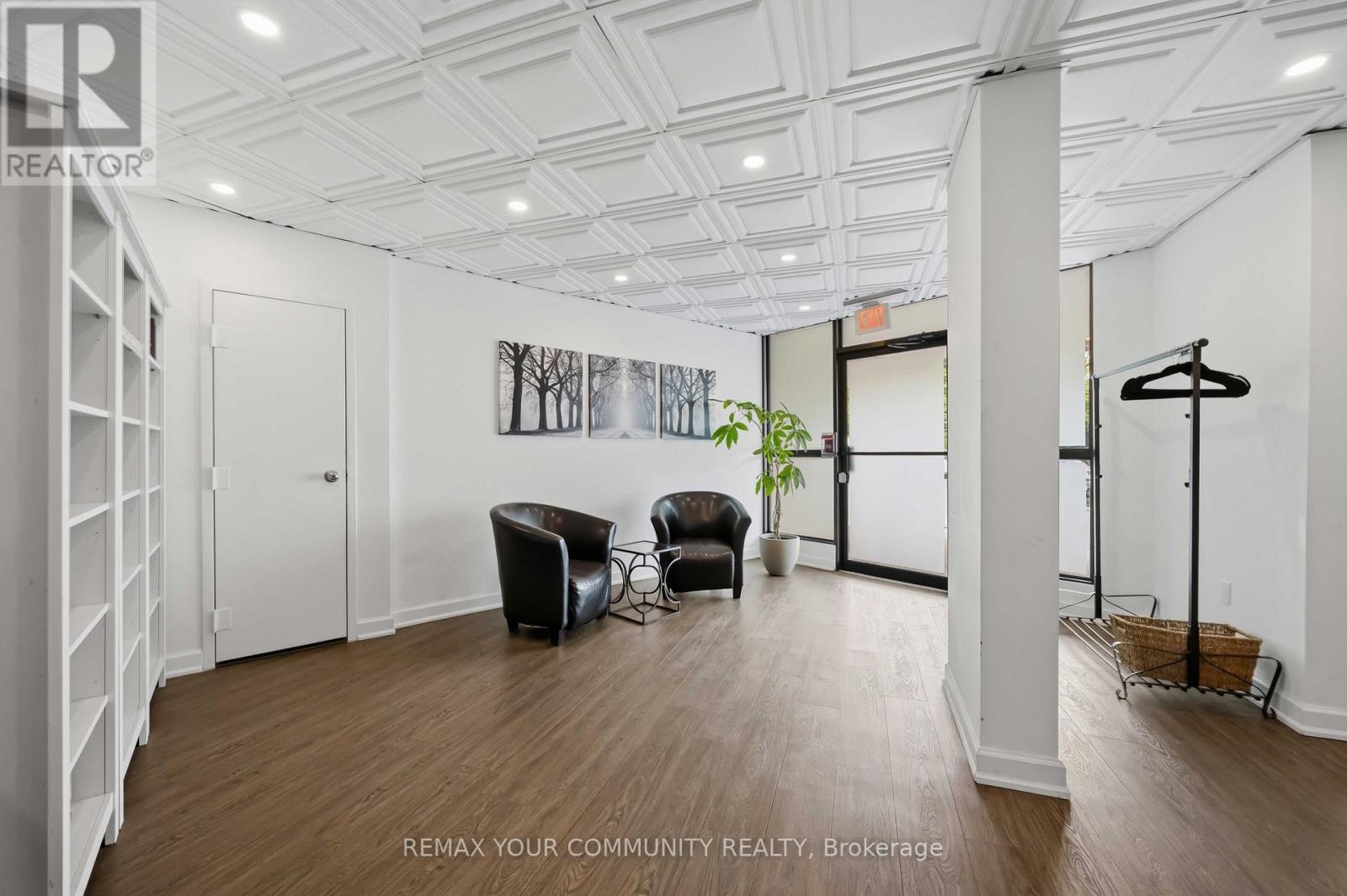 801 - 150 Neptune Drive, Toronto (englemount-lawrence), Ontario