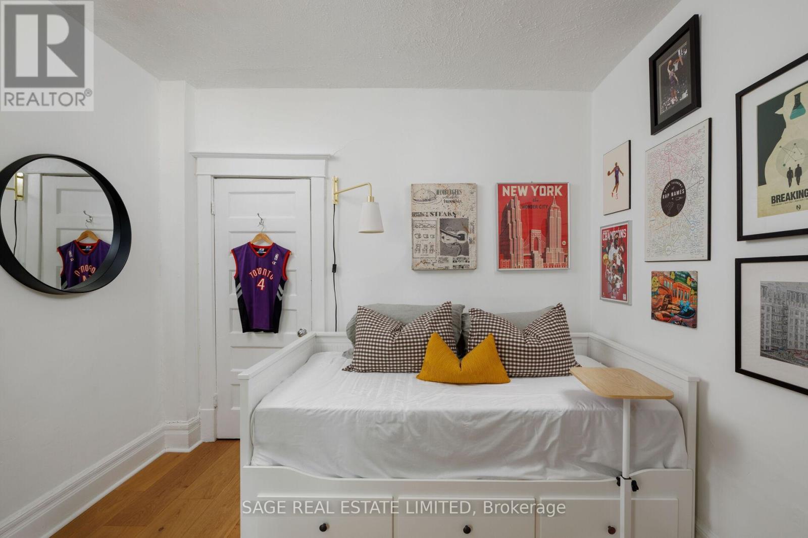 283 Booth Avenue, Toronto (south Riverdale), Ontario