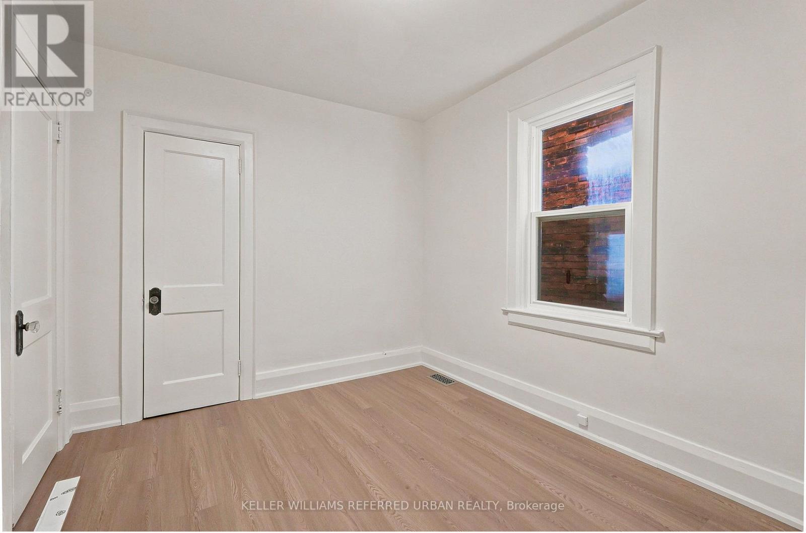 220 Westmount Avenue, Toronto (oakwood Village), Ontario