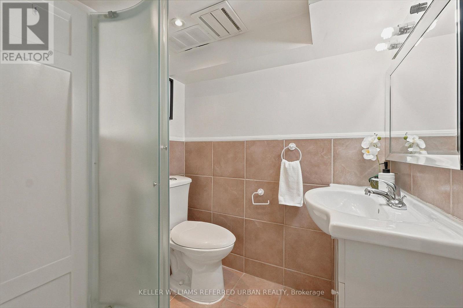 220 Westmount Avenue, Toronto (oakwood Village), Ontario