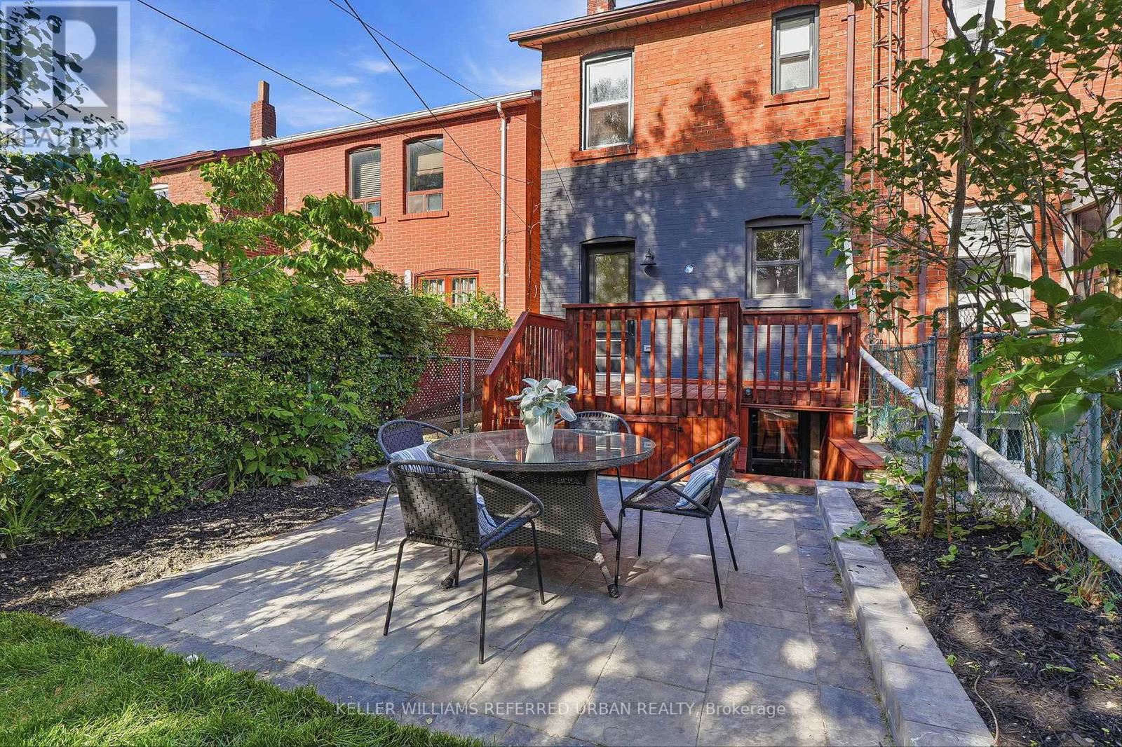 220 Westmount Avenue, Toronto (oakwood Village), Ontario