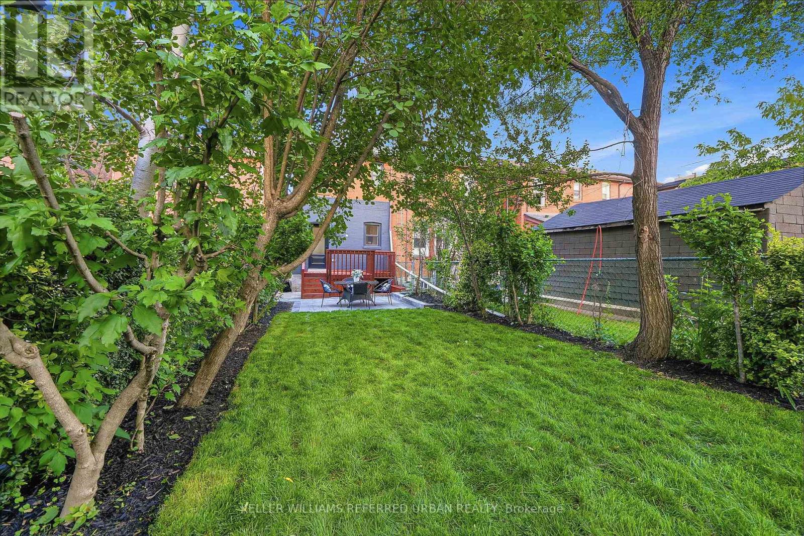 220 Westmount Avenue, Toronto (oakwood Village), Ontario