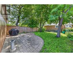 20 ALANBURY CRESCENT