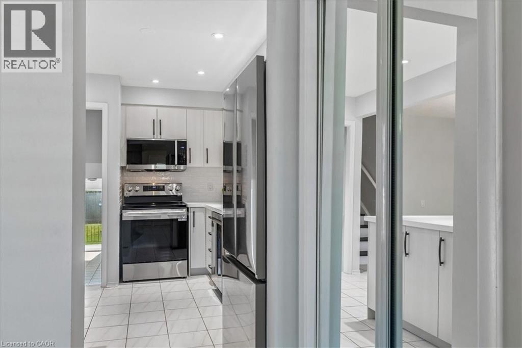 233 East 8th Street, Hamilton, Ontario