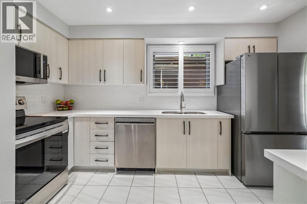 233 East 8th Street, Hamilton, Ontario