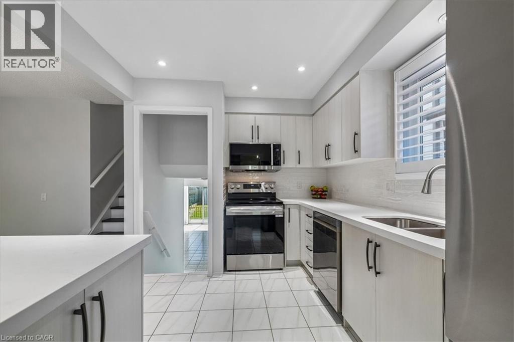 233 East 8th Street, Hamilton, Ontario