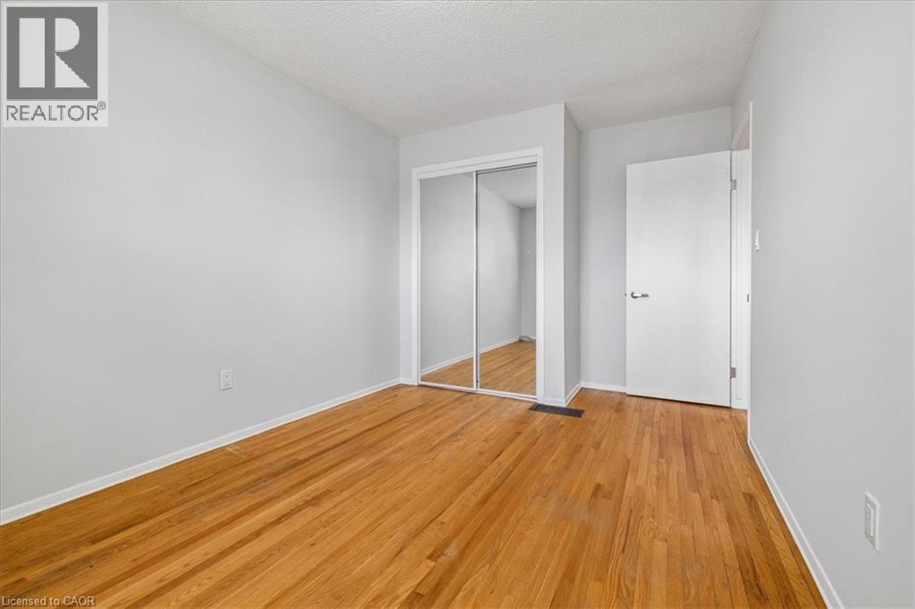 233 East 8th Street, Hamilton, Ontario