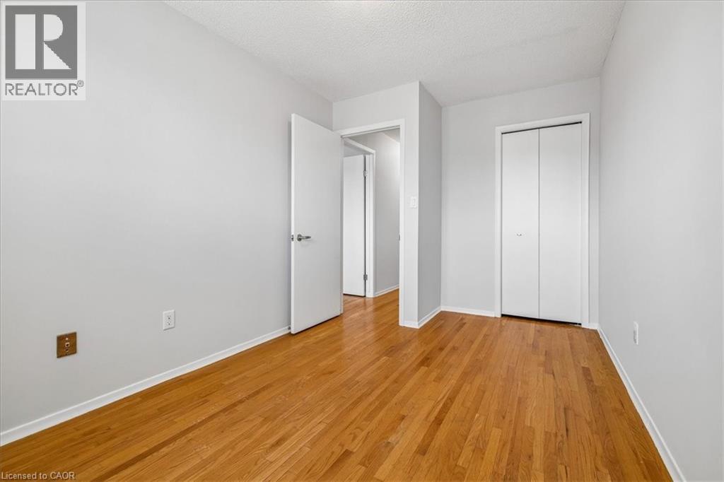 233 East 8th Street, Hamilton, Ontario
