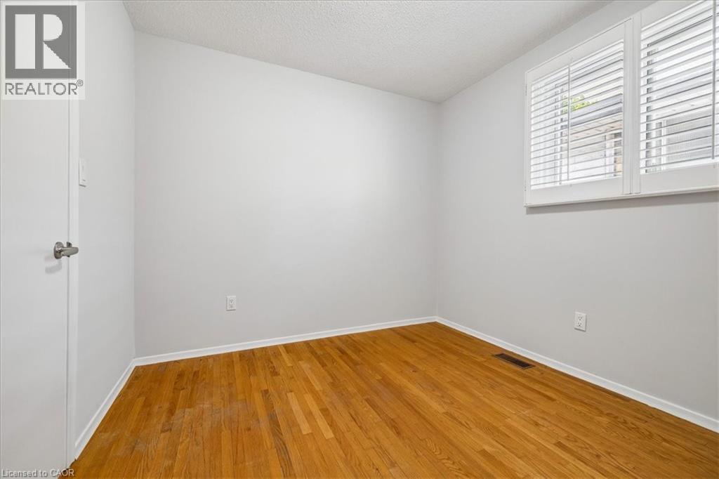 233 East 8th Street, Hamilton, Ontario