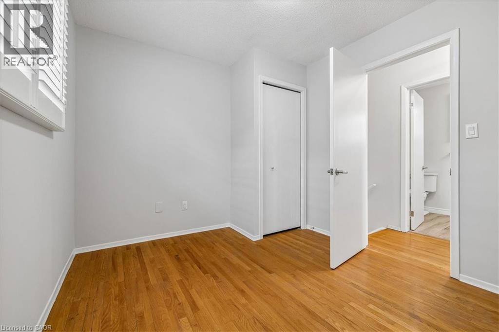 233 East 8th Street, Hamilton, Ontario