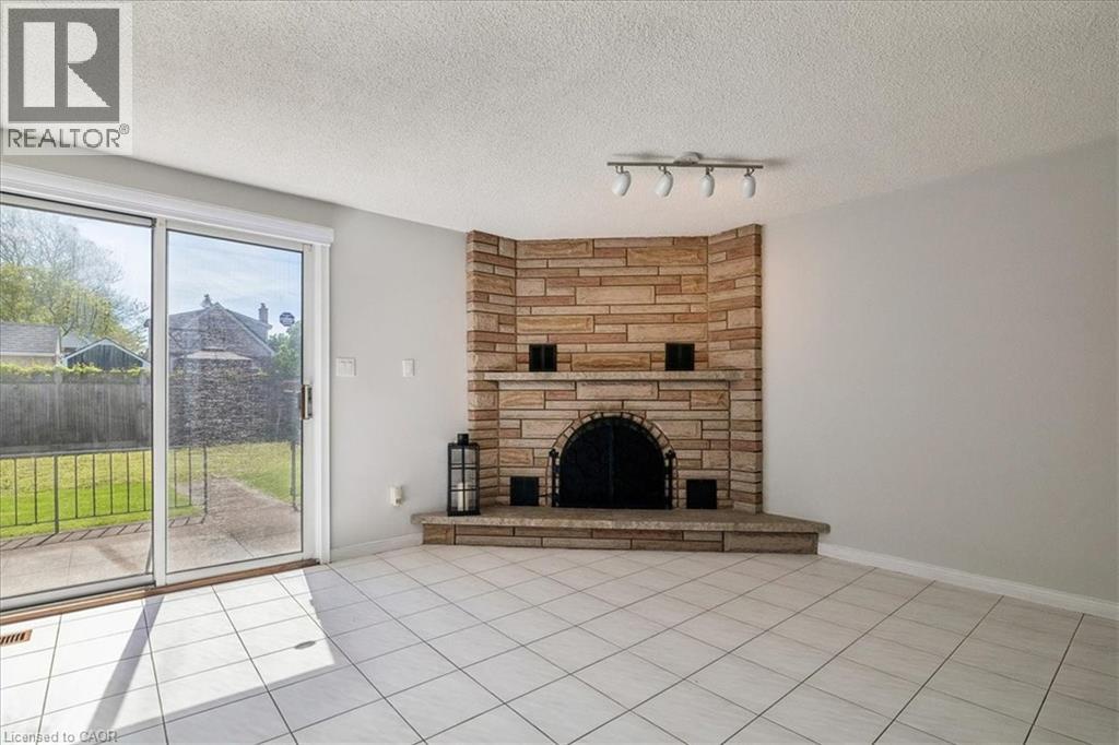 233 East 8th Street, Hamilton, Ontario