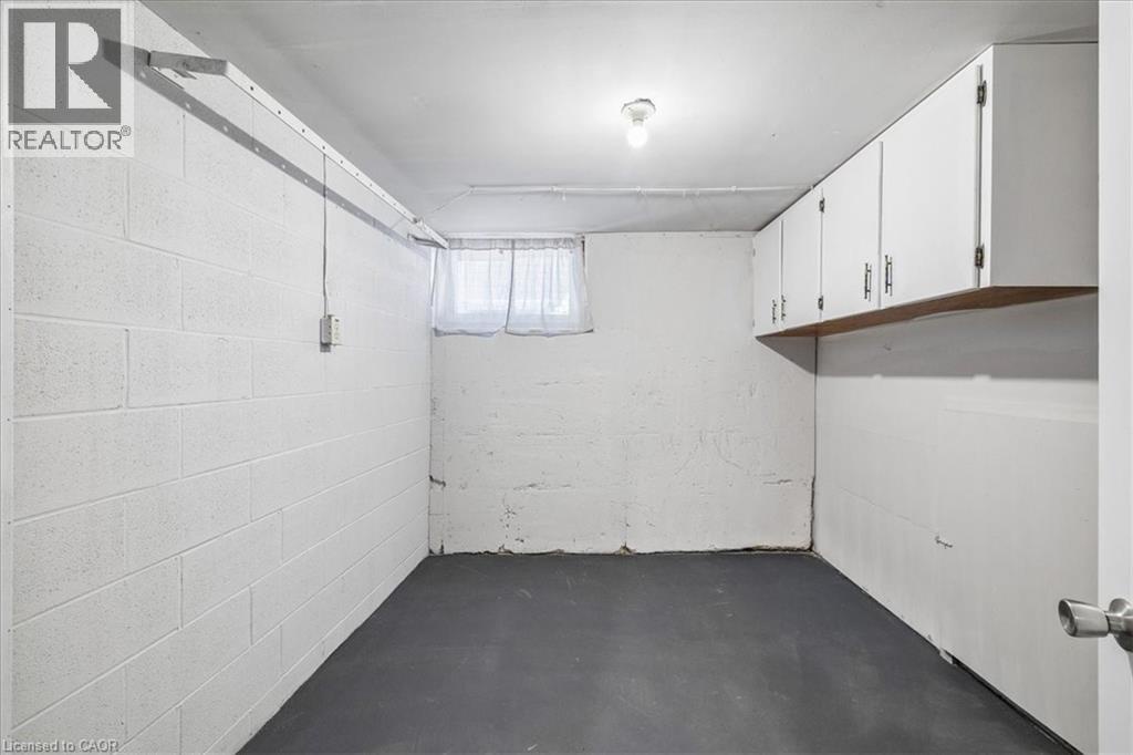 233 East 8th Street, Hamilton, Ontario