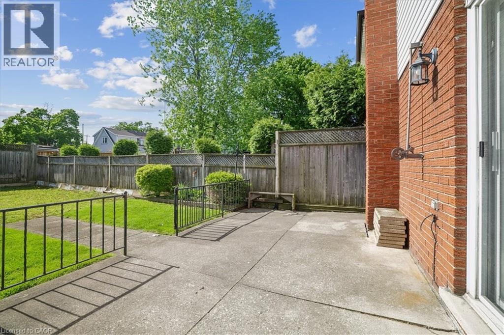 233 East 8th Street, Hamilton, Ontario