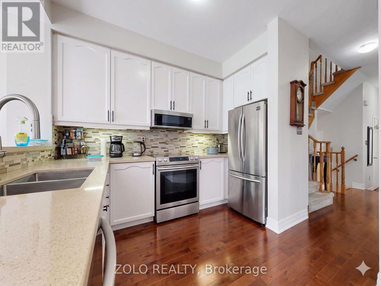 87 Nottingham Drive, Richmond Hill (westbrook), Ontario