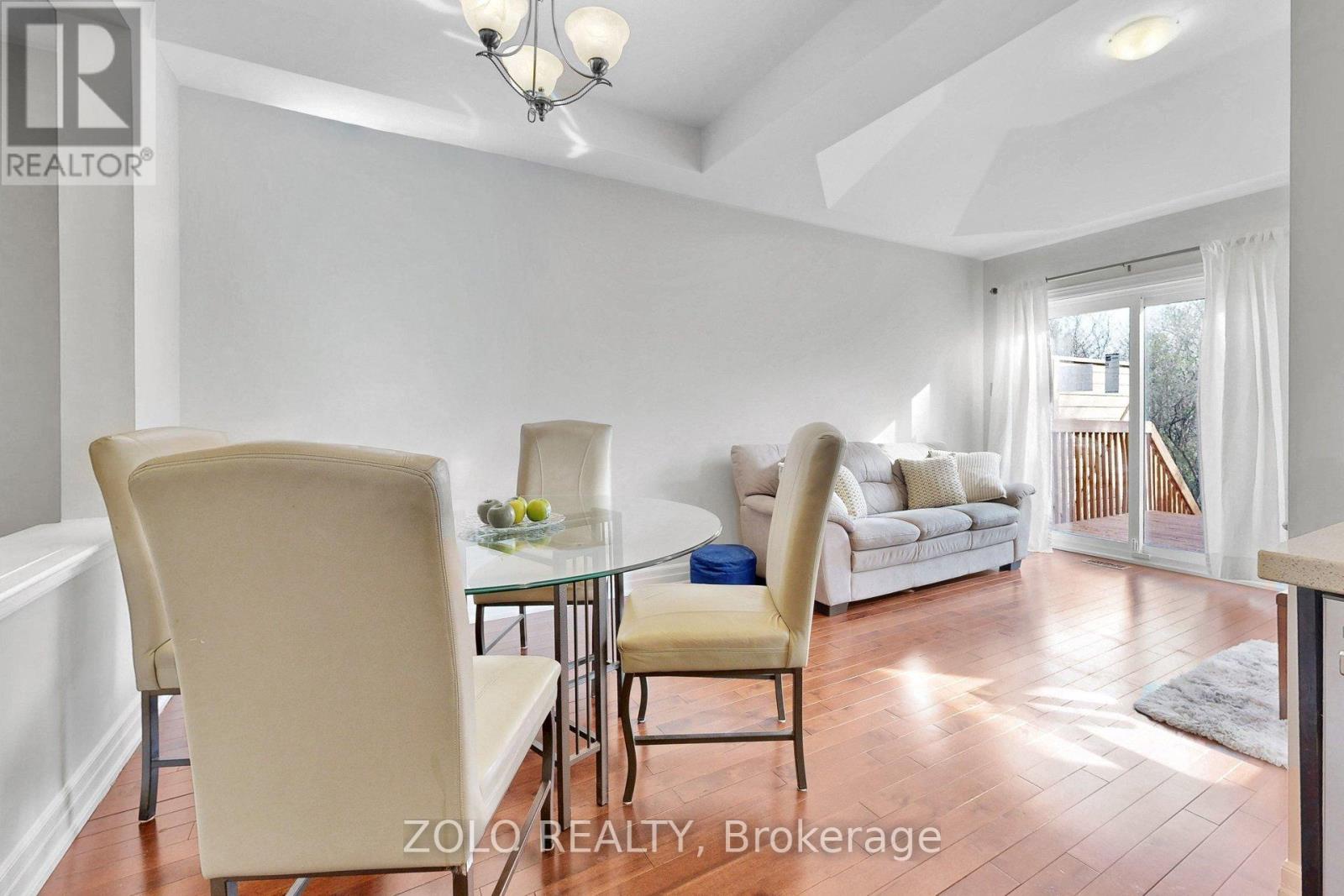 87 Nottingham Drive, Richmond Hill (westbrook), Ontario
