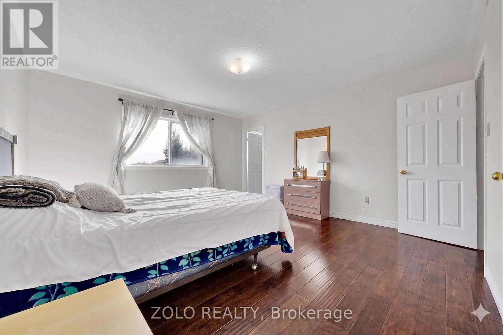 87 Nottingham Drive, Richmond Hill (westbrook), Ontario