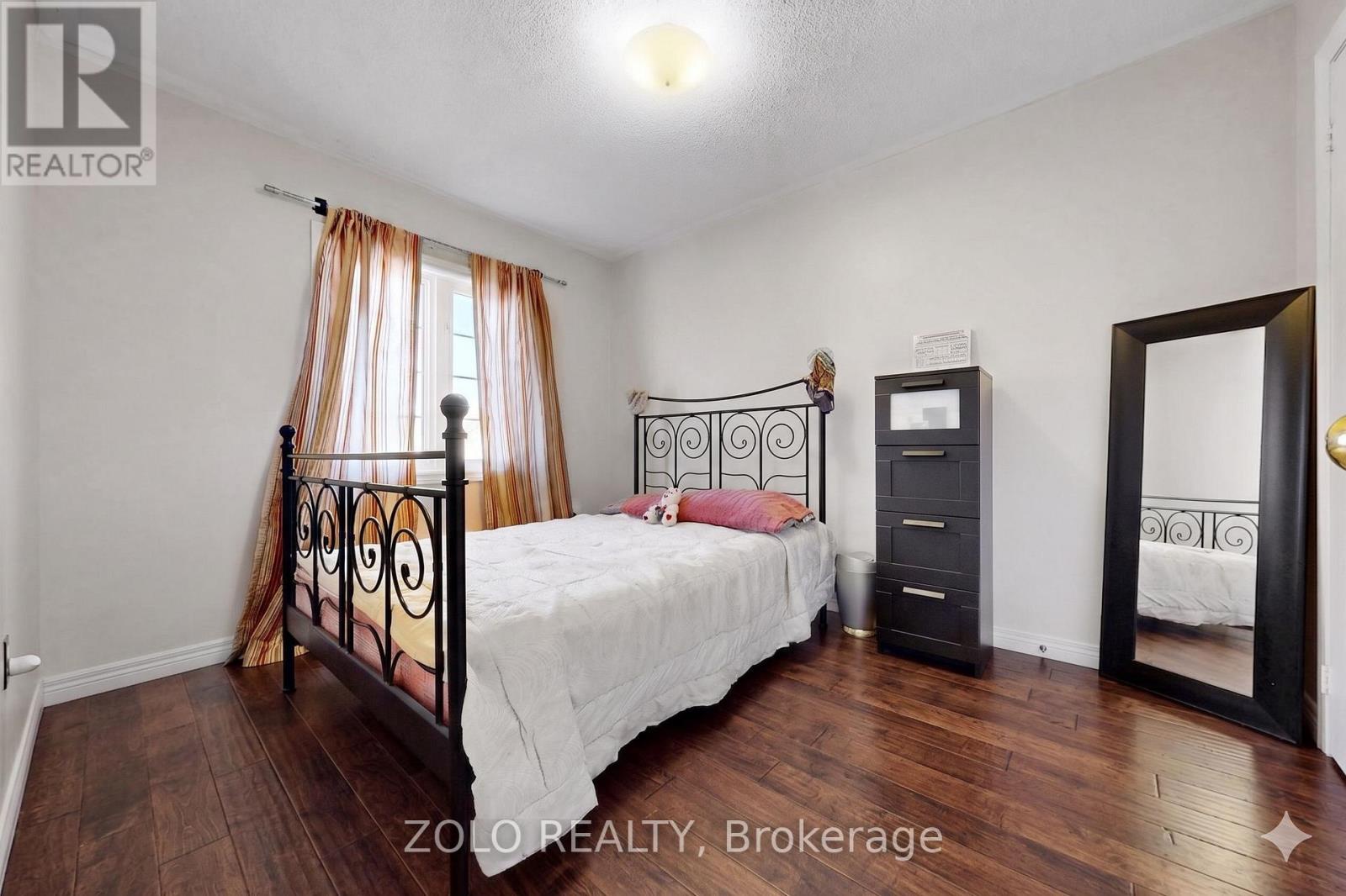87 Nottingham Drive, Richmond Hill (westbrook), Ontario