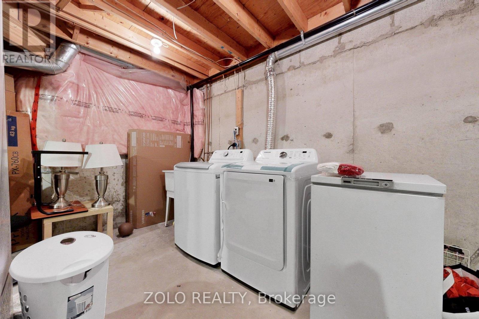 87 Nottingham Drive, Richmond Hill (westbrook), Ontario