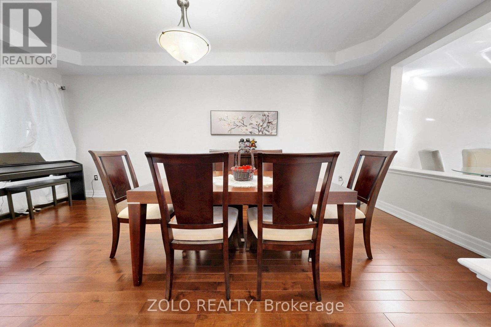 87 Nottingham Drive, Richmond Hill (westbrook), Ontario